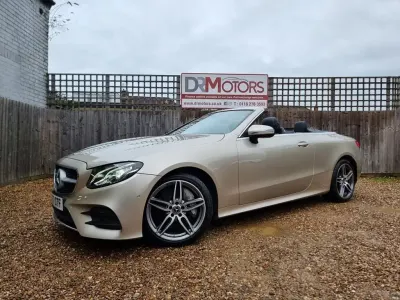 Usado Mercedes E400 AMG line 333 HP (244 kW) 2017 Prateado Cabrios