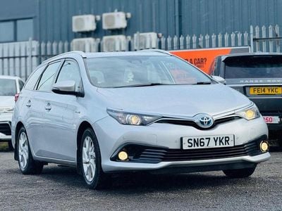 Toyota Auris Hybrid
