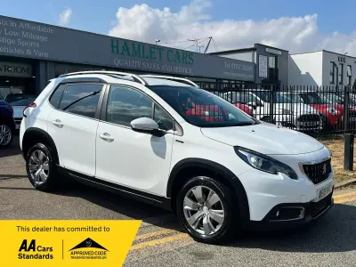 Used Peugeot 2008 Signature Sky 82 HP (60 kW) 2019 White SUV
