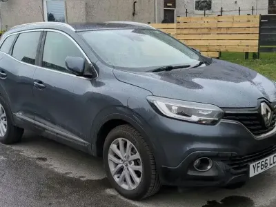 Gebraucht Renault Kadjar Dynamique 130 PS (95 kW) 2016 Grau SUV