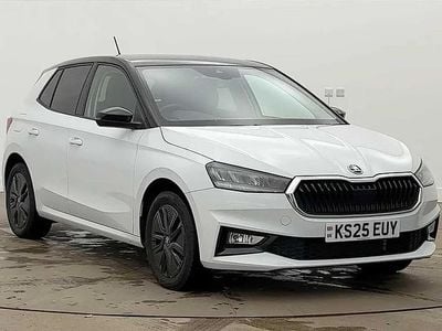 Used Skoda Fabia Design Edition 113 HP (83 kW) 2025 Moon white metallic black magic pearl effect Hatchback