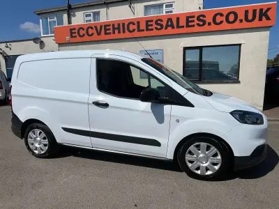 Używany Ford Transit Trend 100 KM (73 kW) 2020 Biały Van