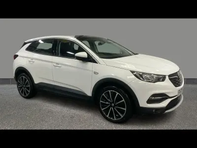 Used Vauxhall Grandland X Elite 130 HP (95 kW) 2020 White SUV