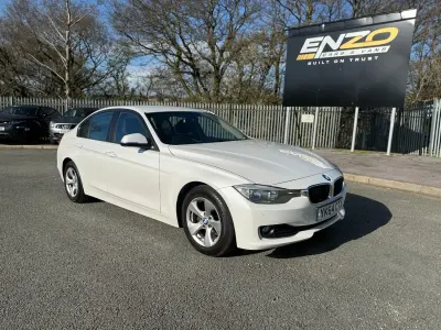 Begagnad BMW 320 Efficient Dynamics 2014 Vit Sedan