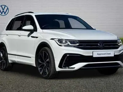 Second-hand VW Tiguan R-line 150 CP (110 kW) 2023 Alb SUV