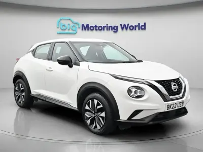Usado Nissan Juke Acenta 114 CV (83 kW) 2022 Blanco SUV