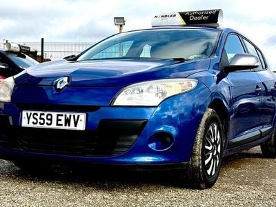 Used Renault Mégane III Expression 110 HP (80 kW) 2010 Blue Hatchback