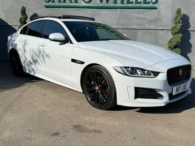 Used Jaguar XE R-Sport 179 HP (131 kW) 2017 White Sedan