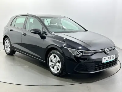 Używany VW Golf VIII S 2021 Czarny Hatchback