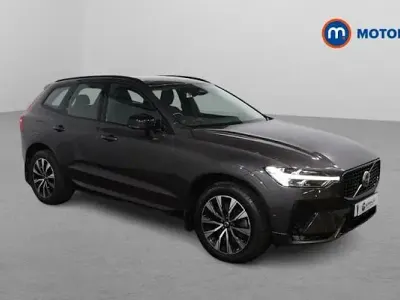 Usado Volvo XC60 Plus 197 HP (144 kW) 2022 Cinzento SUV