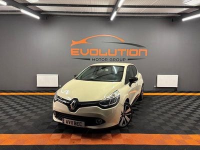 Cream Used 2015 Renault Clio IV Dynamique Hatchback | £3,995 (Good price)