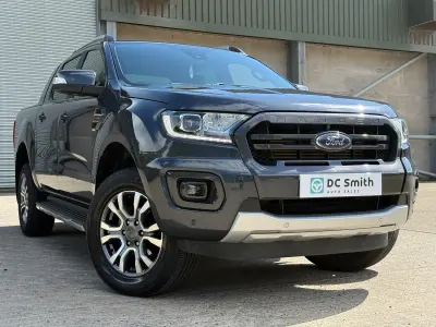 Usado Ford Ranger Wildtrack 213 CV (156 kW) 2021 Gris Pickup/Camioneta