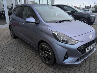 Blue Used 2025 Hyundai i10 Premium Hatchback | £17,980 (Fair price)