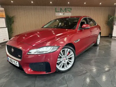 Used Jaguar XF S 300 HP (220 kW) 2016 Red Sedan