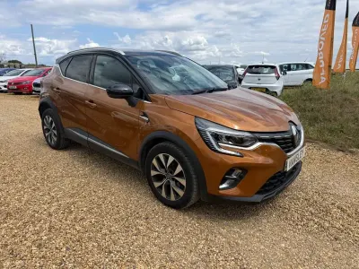 Used Renault Captur Version S 130 HP (95 kW) 2020 Orange SUV