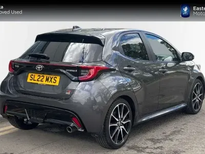 Second-hand Toyota Yaris Hybrid Sport 113 CP (83 kW) 2022 Gri Hatchback