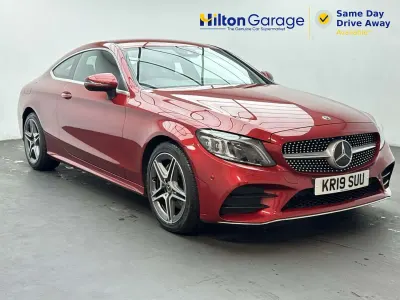 Used Mercedes C220 AMG Line Premium 194 HP (142 kW) 2019 Red Coupe