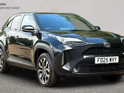 Used Toyota Yaris Cross Design 116 HP (85 kW) 2025 Black SUV