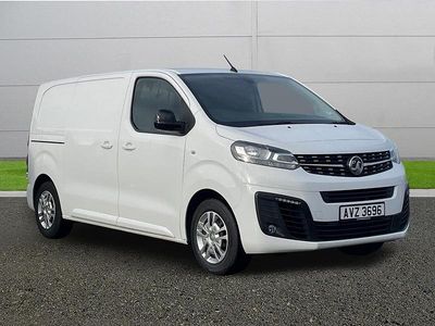 White Used 2022 Vauxhall Vivaro Sportive MPV | £13,500 (Fair price)