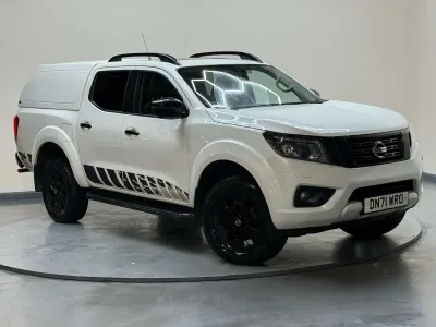 Begagnad Nissan Navara N-Guard 190 HK (139 kW) 2021 Vit Pickup