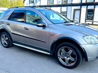 Käytetty Mercedes ML63 AMG 2007 Hopea Katumaasturi