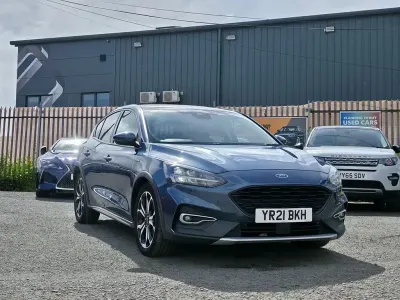 Used Ford Focus Active X 120 HP (88 kW) 2021 Blue Hatchback