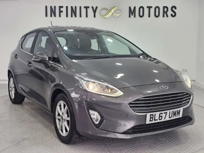 Used Ford Fiesta Zetec 100 HP (73 kW) 2018 Grey Hatchback