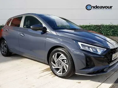 Used Hyundai i20 Advanced 100 HP (73 kW) 2025 Grey Hatchback