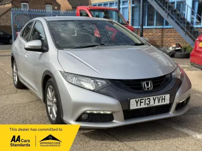 Used Honda Civic ES 150 HP (110 kW) 2013 Silver Hatchback
