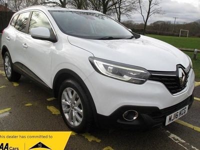 White Used 2016 Renault Kadjar Dynamique SUV | £6,790 (Fair price)
