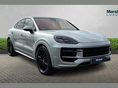 Usado Porsche Cayenne GTS 493 HP (362 kW) 2024 Prateado SUV
