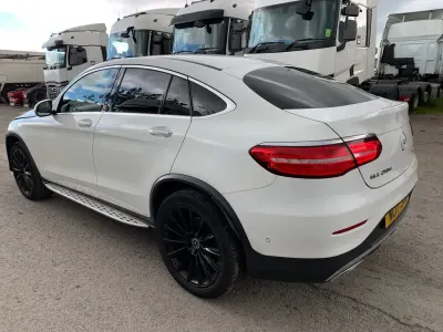 Usado Mercedes GLC250 AMG Line Premium 2017 Branco Coupé