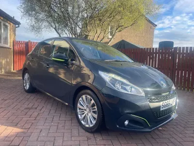 Gebraucht Peugeot 208 Active 2015 Grau Kleinwagen
