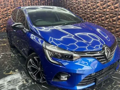 Used Renault Clio Techno 145 HP (106 kW) 2023 Blue Hatchback