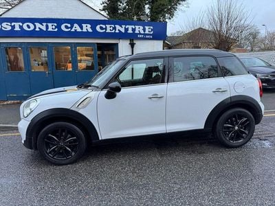Used Mini Cooper 2013 White Hatchback