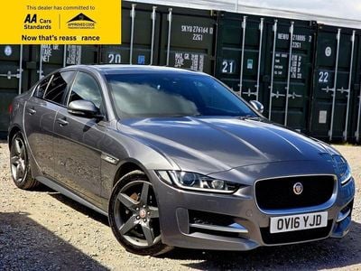 Used Jaguar XE R-Sport 180 HP (132 kW) 2016 Grey Sedan