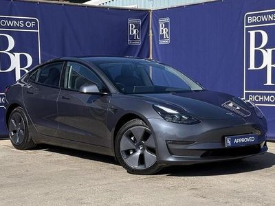 Używany Tesla Model 3 11 kW (15 KM) 2022 Sedan/Limuzyna