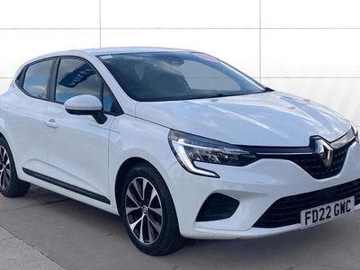 Used Renault Clio V Iconic 90 HP (66 kW) 2022 White Hatchback