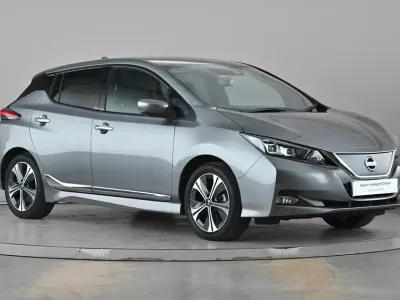 Second-hand Nissan Leaf Tekna 50 kW (68 CP) 2022 Hatchback