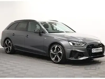 Używany Audi A4 Black Edition 190 KM (139 kW) 2023 Szary Kombi