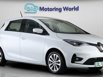 Used Renault Zoe SE 80 kW (109 HP) 2022 White Hatchback