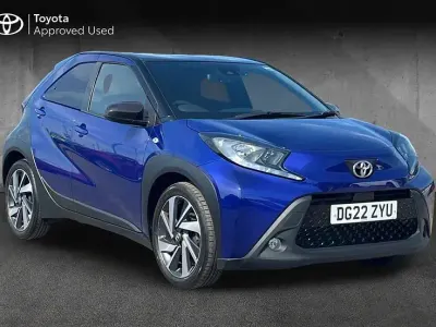 Used Toyota Aygo X 71 HP (52 kW) 2022 Juniper blue with black SUV