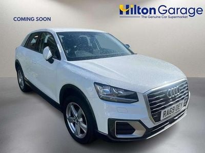 Used Audi Q2 Sport 116 HP (85 kW) 2019 White SUV