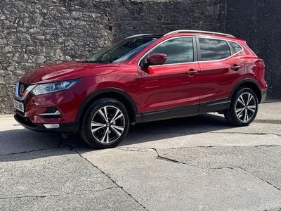 Used Nissan Qashqai N-Connecta 140 HP (102 kW) 2019 Red SUV