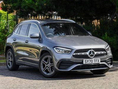 Mercedes GLA220