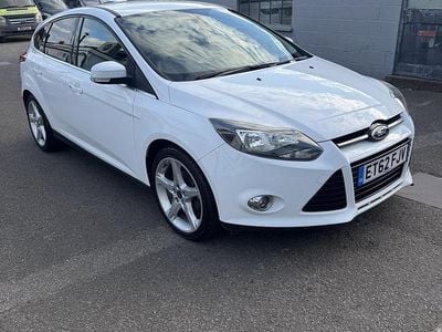 Używany Ford Focus Titanium 2013 Biały Hatchback