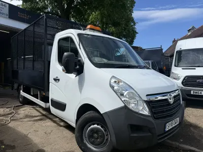 Used Vauxhall Movano 2018 White MPV