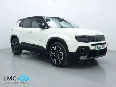Begagnad Jeep Avenger EV Summit 114 kW (156 HK) 2024 Vit SUV