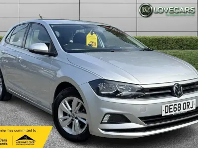 Used VW Polo SE 95 HP (69 kW) 2018 Silver Hatchback