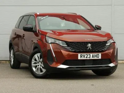 Used Peugeot 5008 Active+ 129 HP (94 kW) 2023 Bronze SUV